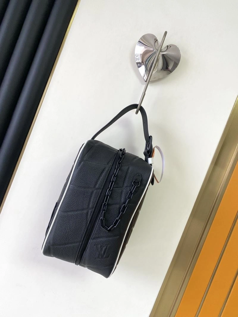 Louis Vuitton Cosmetic Bags Unisex 94365