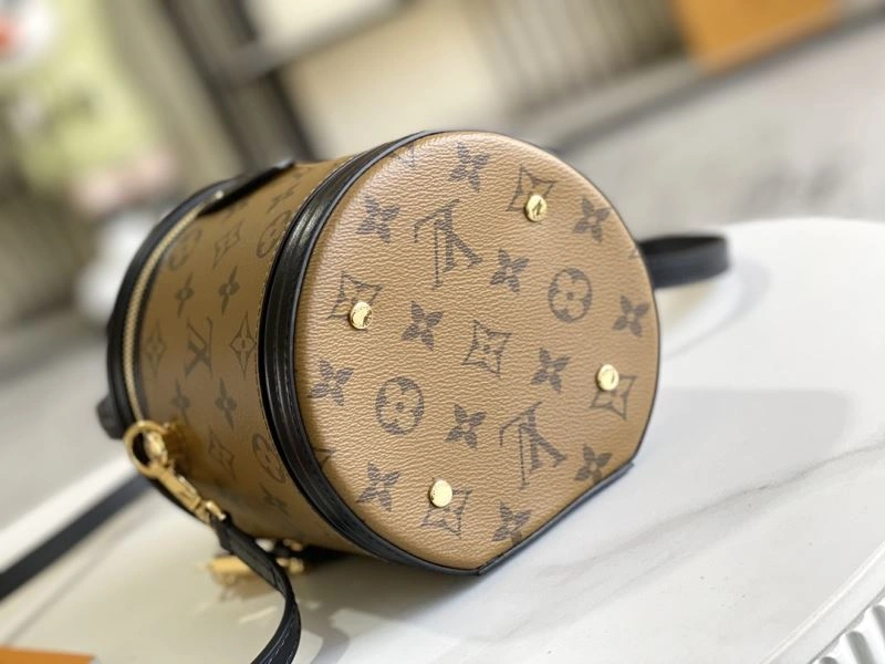 Sophisticated Louis Vuitton Cosmetic Bags 94367