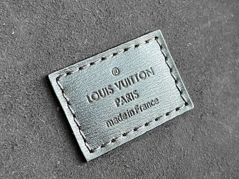 Sophisticated Louis Vuitton Cosmetic Bags 94367