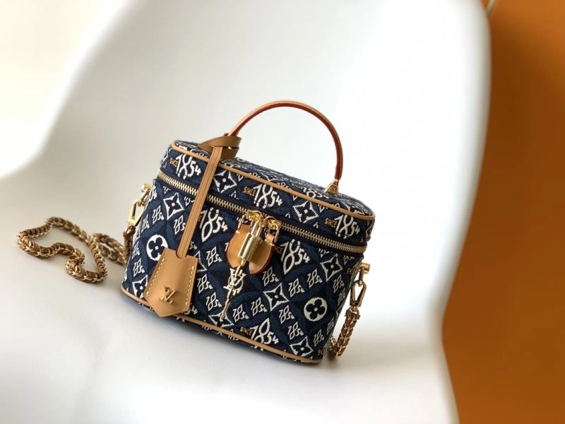 Louis Vuitton Cosmetic Bags StreetReady 94362