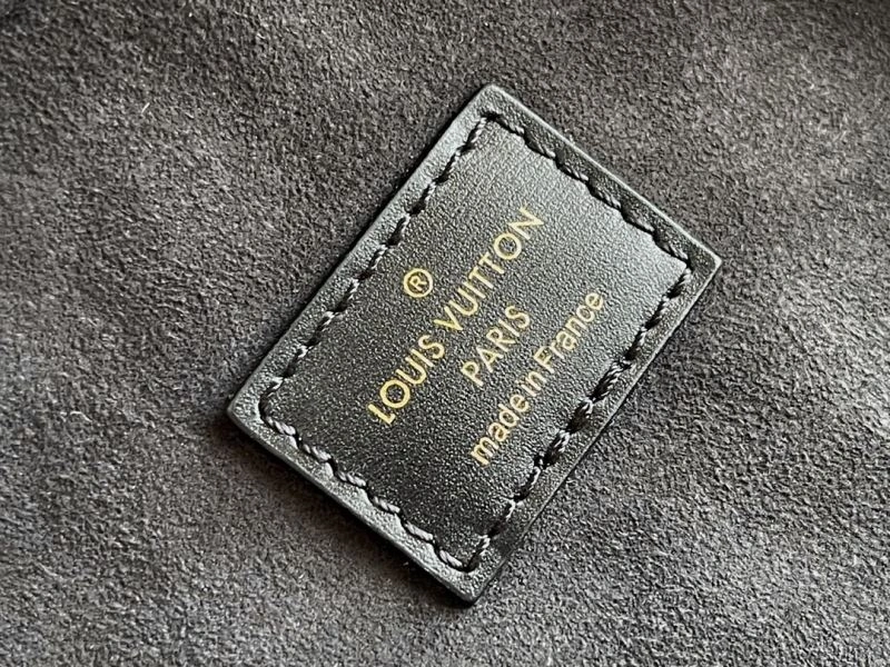 Trendsetting Louis Vuitton Cosmetic Bags 94058