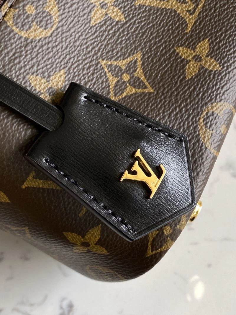 Louis Vuitton Cosmetic Bags EasyMatch 93945