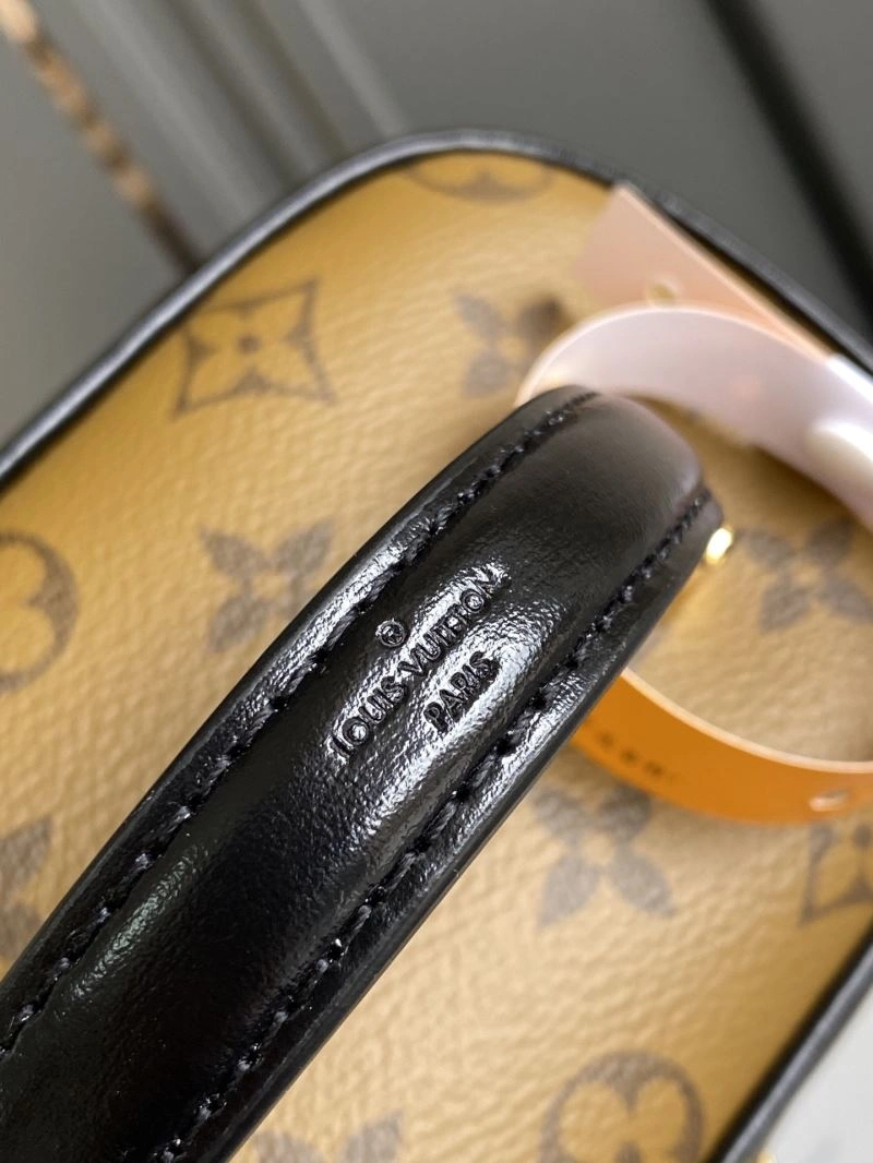 Louis Vuitton Cosmetic Bags EasyMatch 93945