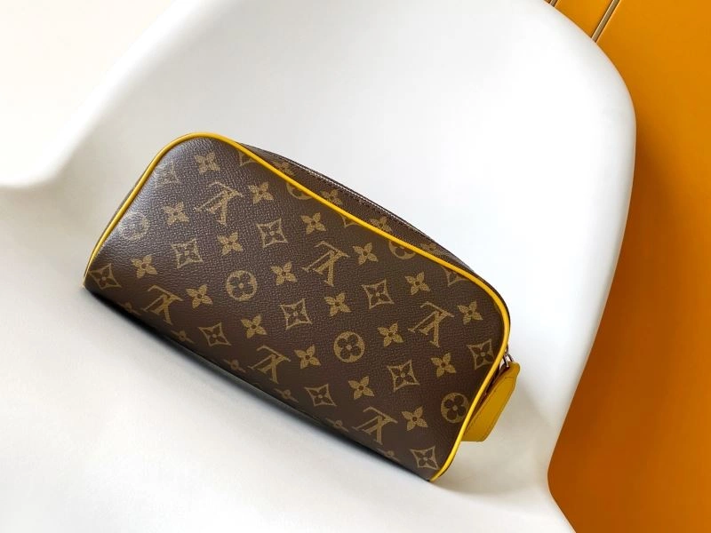 Louis Vuitton Cosmetic Bags Affordable 93801