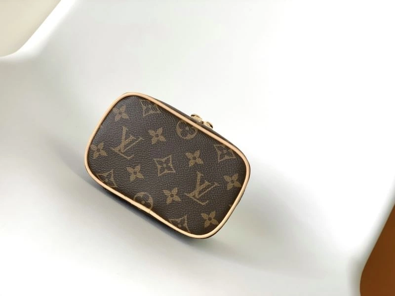 WrinkleFree Louis Vuitton Cosmetic Bags 93793