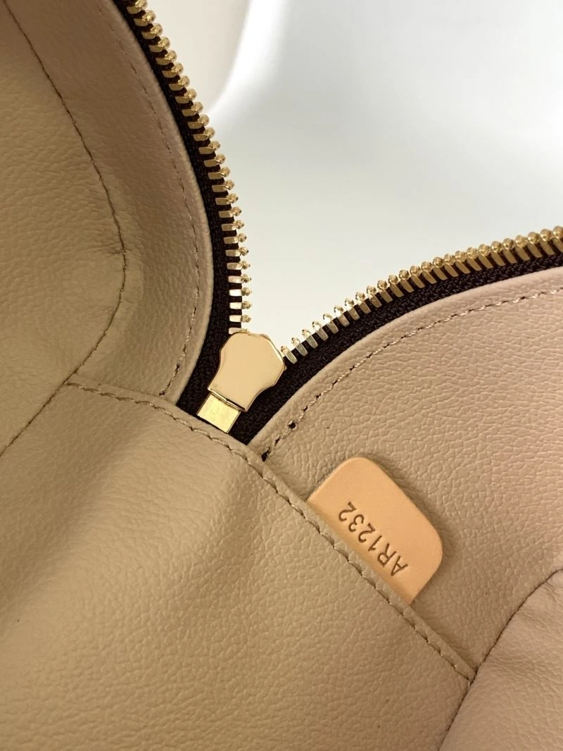 WrinkleFree Louis Vuitton Cosmetic Bags 93793