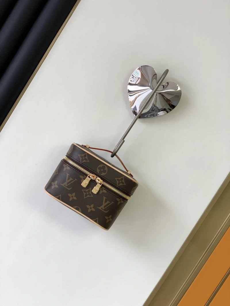 WrinkleFree Louis Vuitton Cosmetic Bags 93793