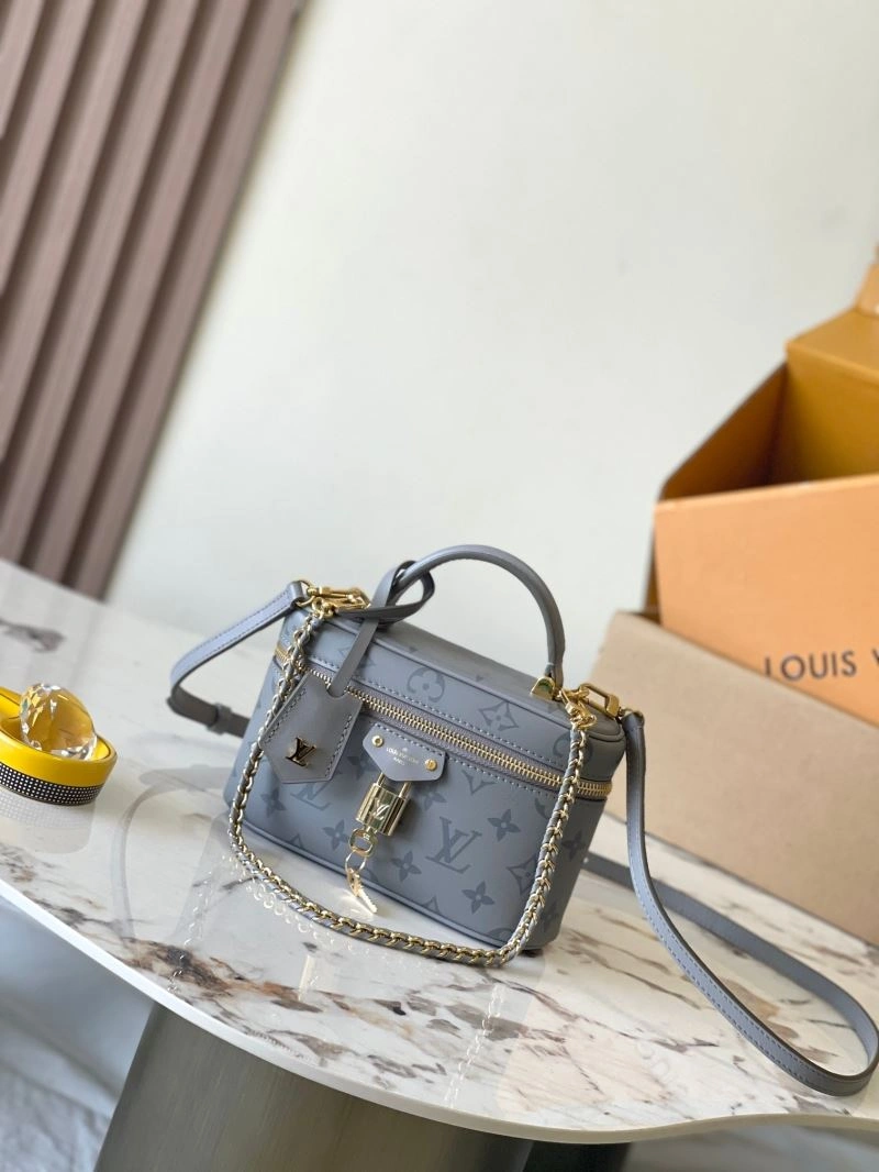 ComfortFit Louis Vuitton Cosmetic Bags 93620