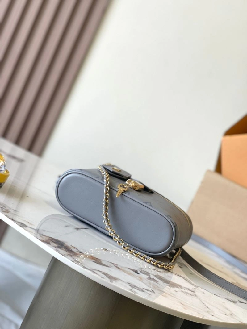 ComfortFit Louis Vuitton Cosmetic Bags 93620