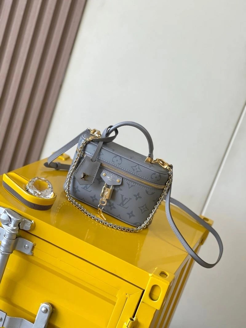 ComfortFit Louis Vuitton Cosmetic Bags 93620