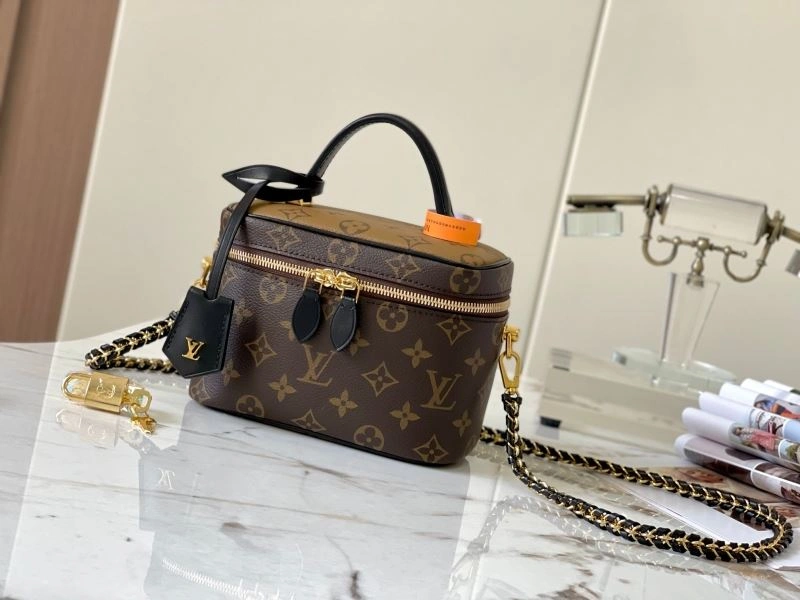 Louis Vuitton Cosmetic Bags FashionForward 93619