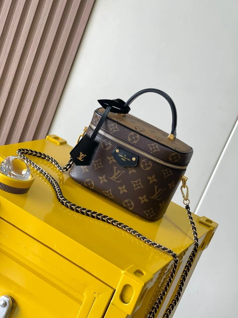 Lightweight Louis Vuitton Cosmetic Bags 93695