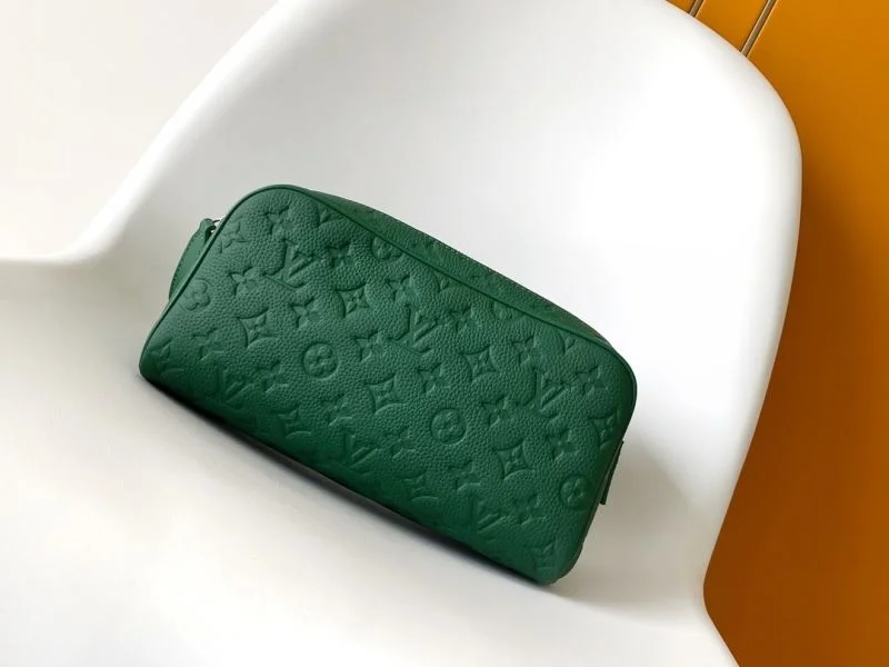 WrinkleFree Louis Vuitton Cosmetic Bags 43333