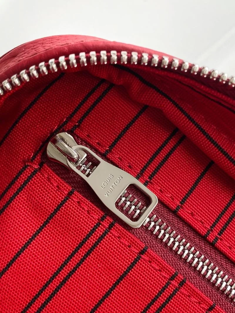Louis Vuitton Cosmetic Bags Supportive 43345