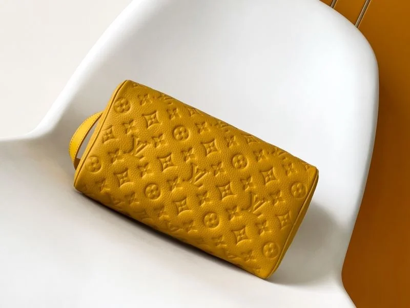 Louis Vuitton Cosmetic Bags Supportive 43329