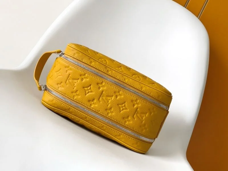 Louis Vuitton Cosmetic Bags Supportive 43329
