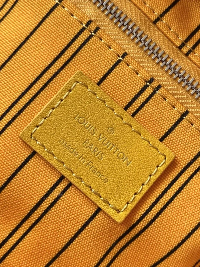 Louis Vuitton Cosmetic Bags Supportive 43329