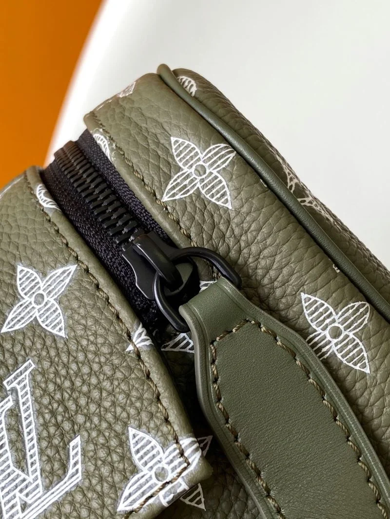 Louis Vuitton Cosmetic Bags TravelReady 43336