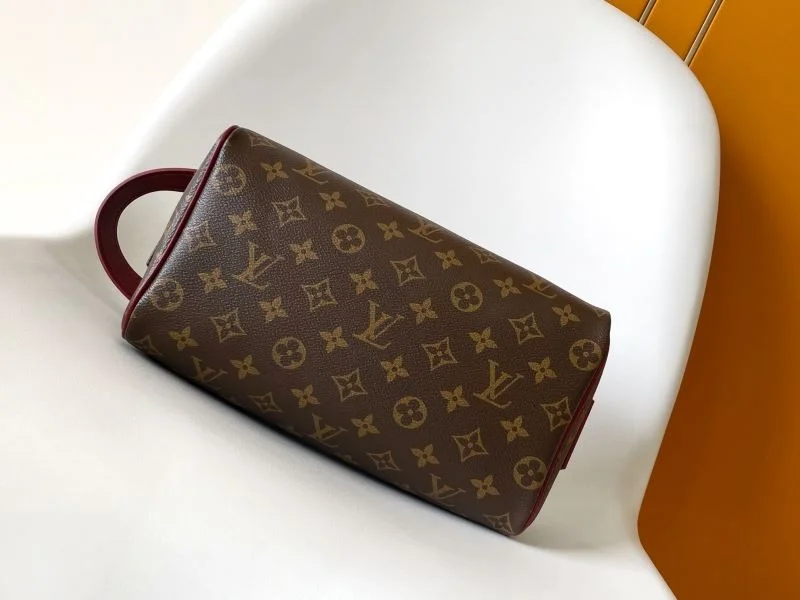 Classic Louis Vuitton Cosmetic Bags 43337