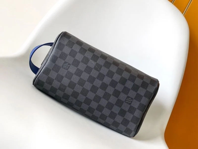 Comfortable Louis Vuitton Cosmetic Bags 43335