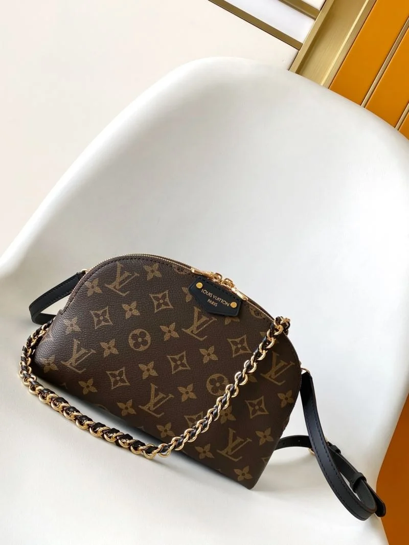 Durable Louis Vuitton Cosmetic Bags 42927