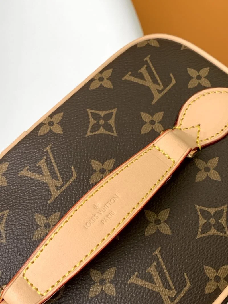 Louis Vuitton Cosmetic Bags Thermal 42900