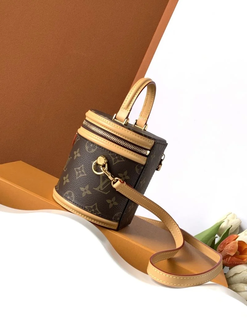 Louis Vuitton Cosmetic Bags TravelReady 42915