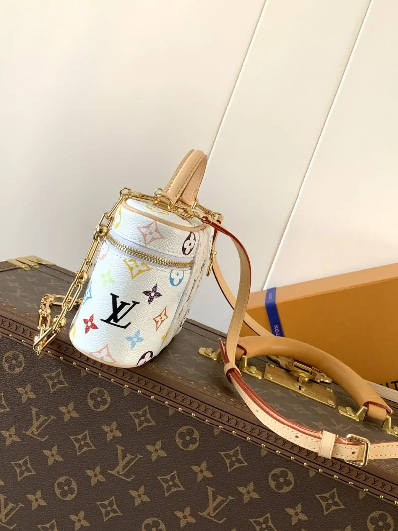 Louis Vuitton Cosmetic Bags Minimalist 42898