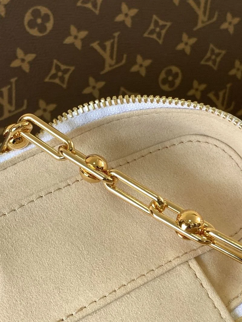 Louis Vuitton Cosmetic Bags Minimalist 42898