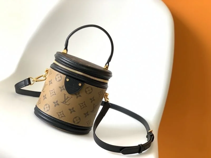 FlexibleFit Louis Vuitton Cosmetic Bags 42905