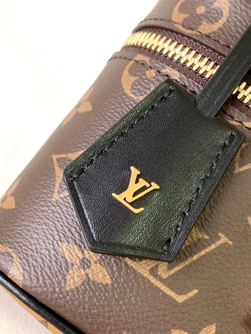 Packable Louis Vuitton Cosmetic Bags 42897