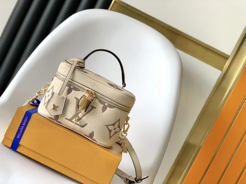 Comfortable Louis Vuitton Cosmetic Bags 42928