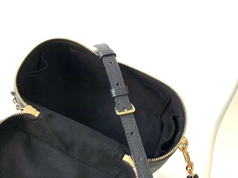 Thermal Louis Vuitton Cosmetic Bags 42890
