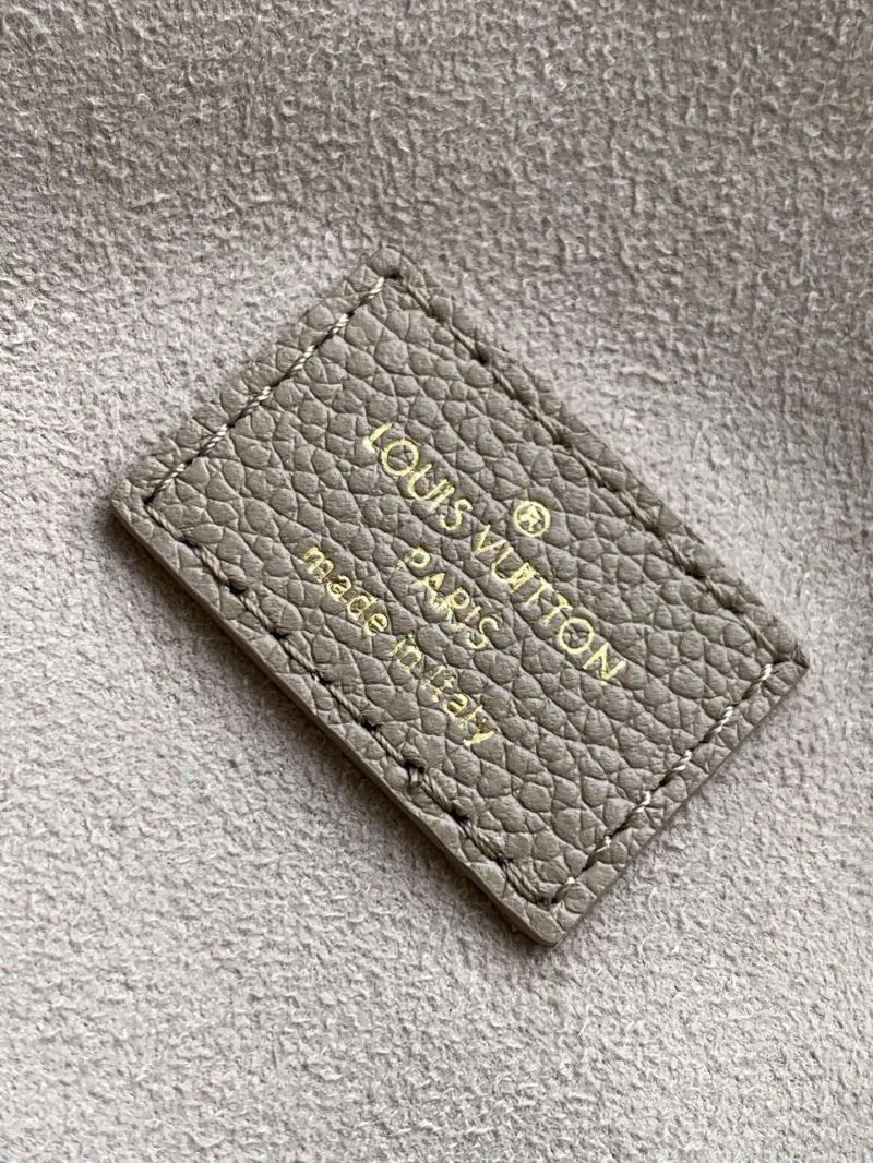 FastDry Louis Vuitton Cosmetic Bags 42888