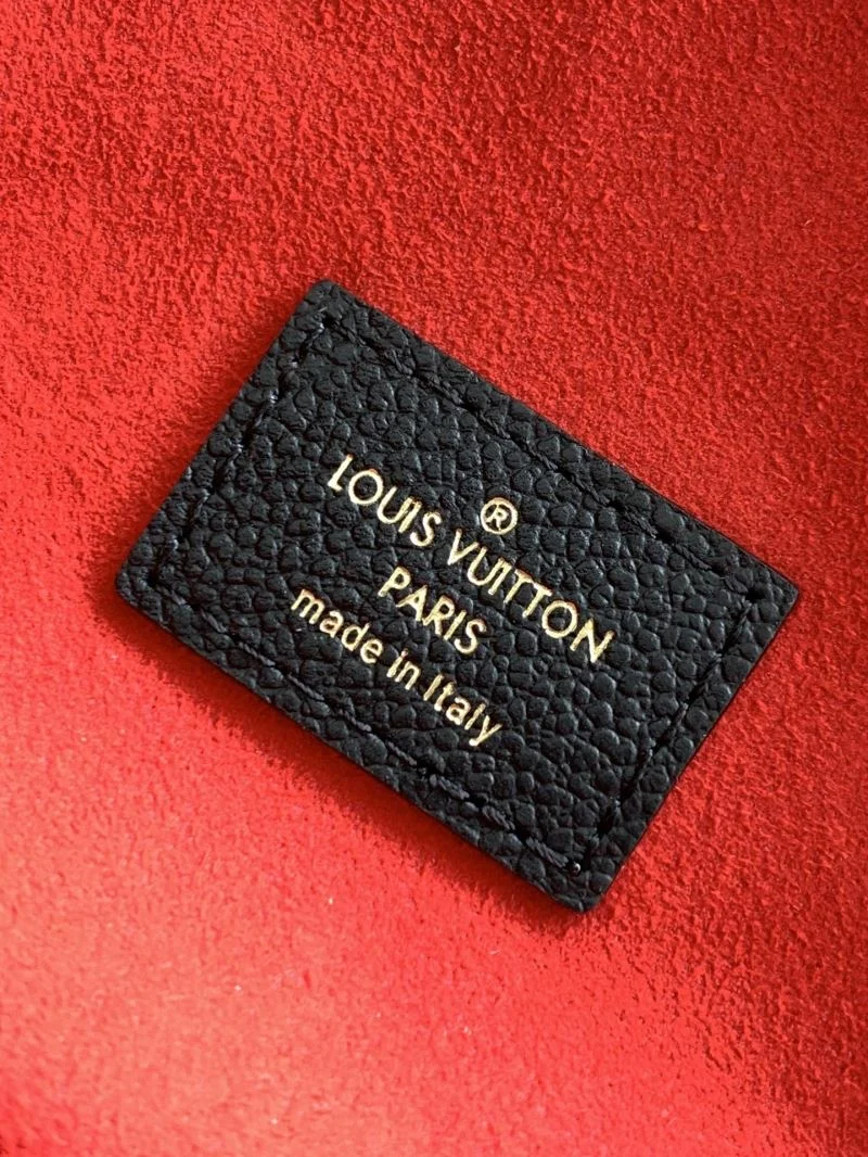 Packable Louis Vuitton Cosmetic Bags 42886