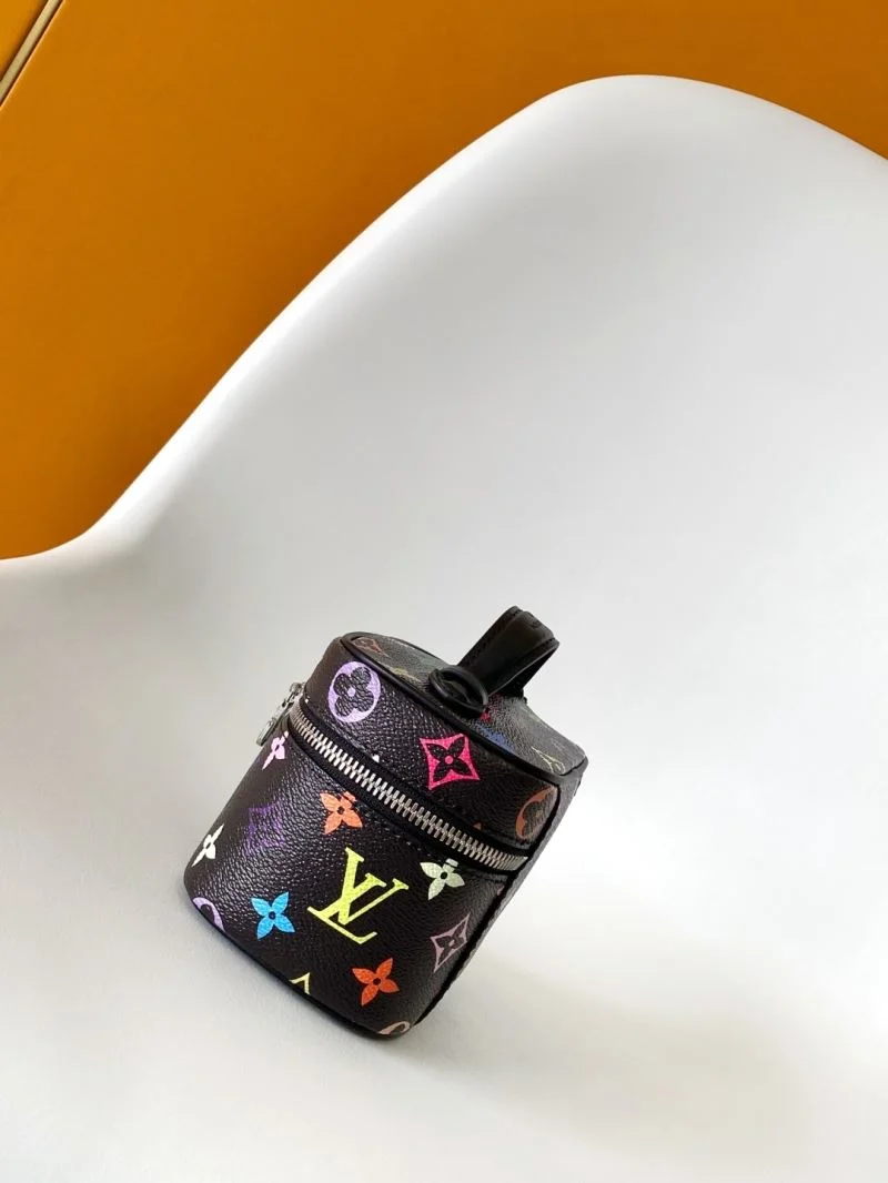Louis Vuitton Cosmetic Bags UrbanStyle 41972