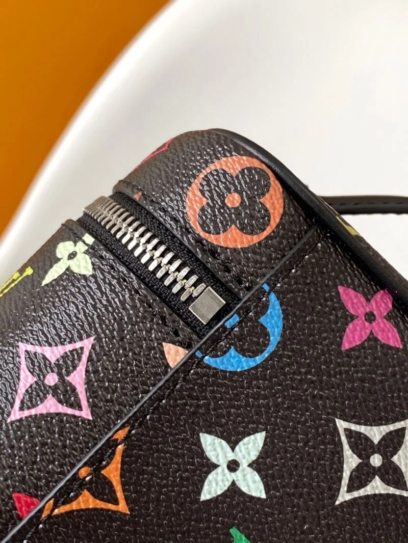 Louis Vuitton Cosmetic Bags UrbanStyle 41972