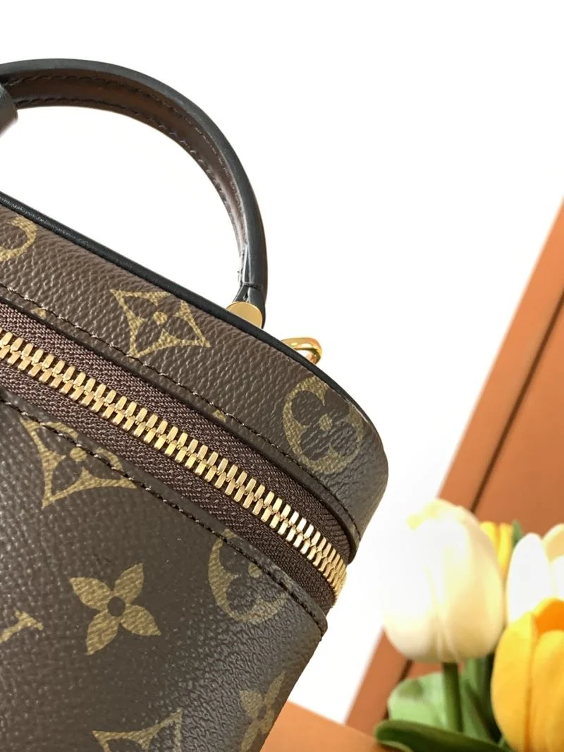 Louis Vuitton Cosmetic Bags Vibrant 41981
