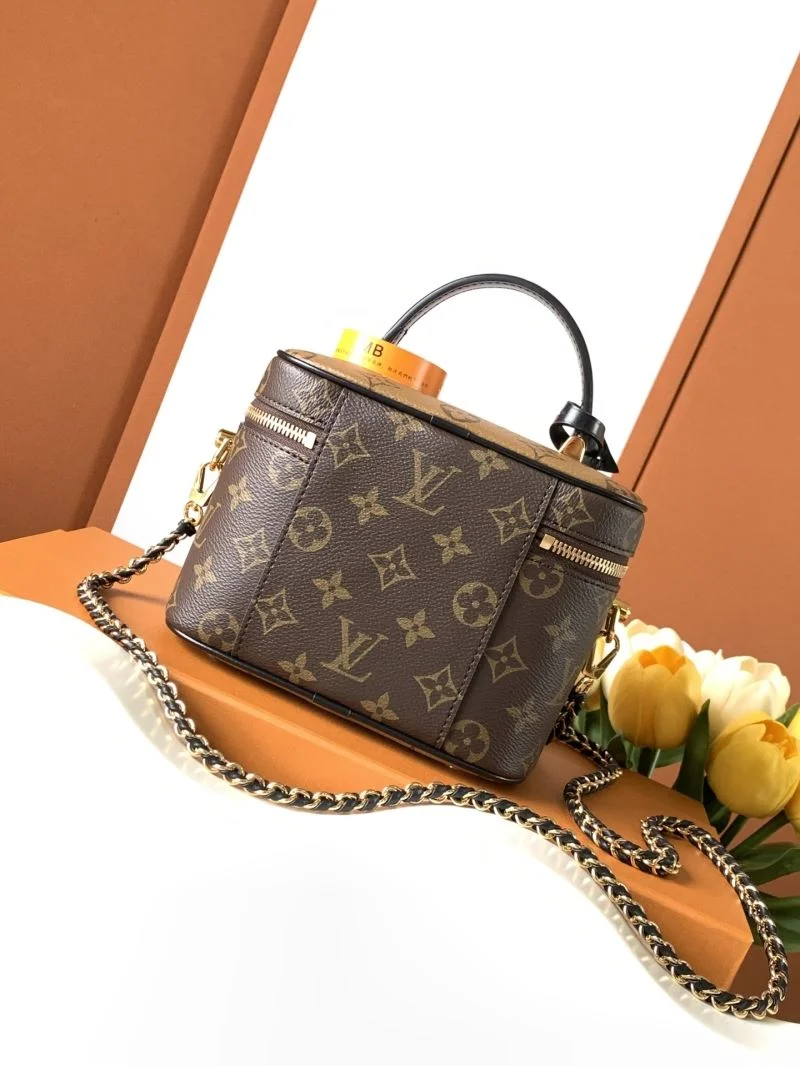 Contemporary Louis Vuitton Cosmetic Bags 41971