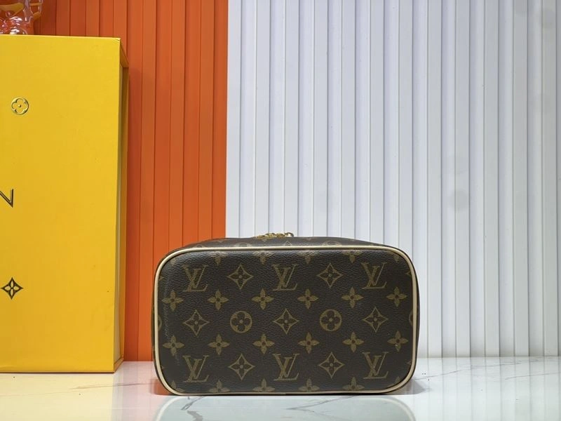 Louis Vuitton Cosmetic Bags FashionForward 80272