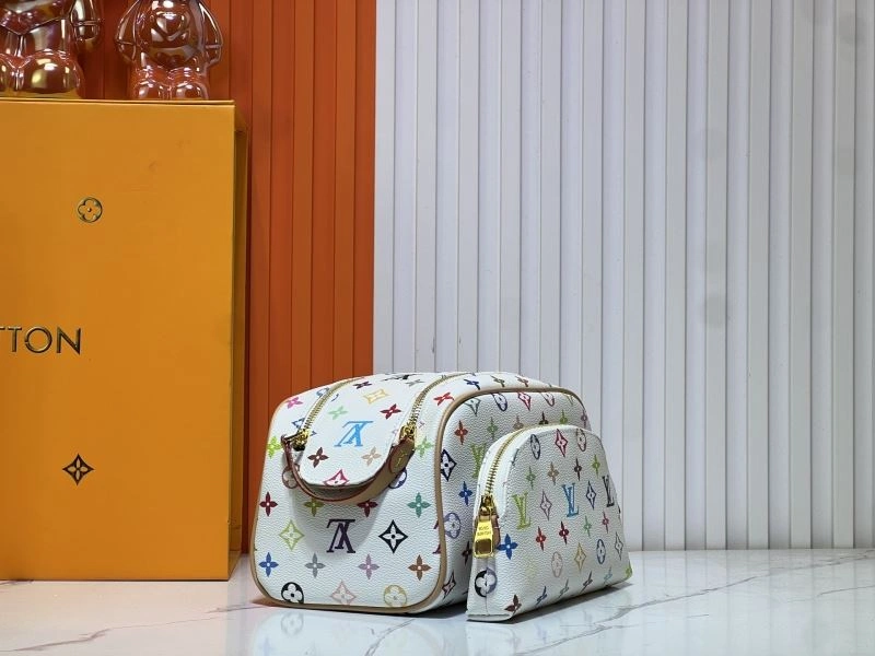 Sophisticated Louis Vuitton Cosmetic Bags 80239
