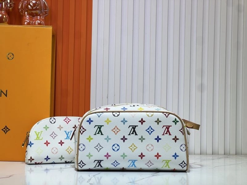 Sophisticated Louis Vuitton Cosmetic Bags 80239