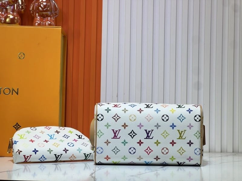 Sophisticated Louis Vuitton Cosmetic Bags 80239