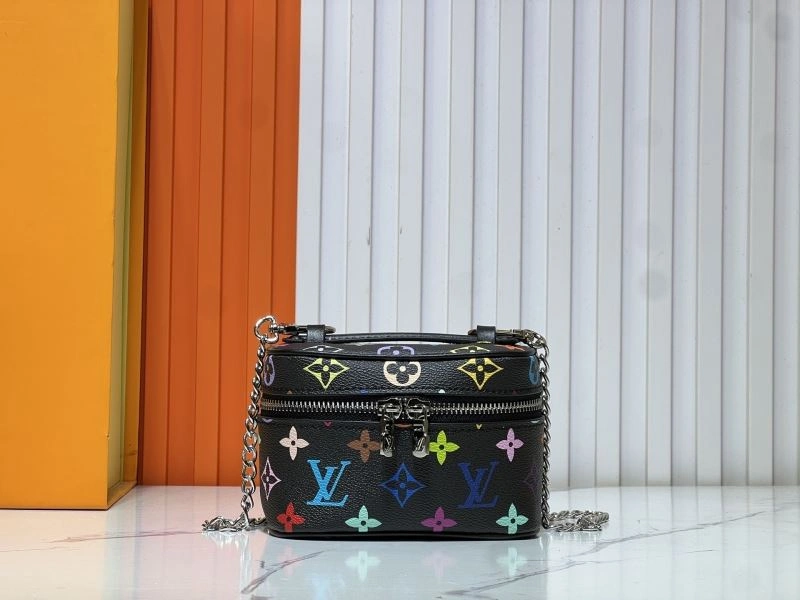 Louis Vuitton Cosmetic Bags FreshLook 80237