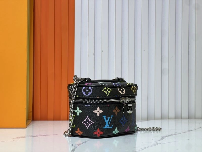 Louis Vuitton Cosmetic Bags FreshLook 80237