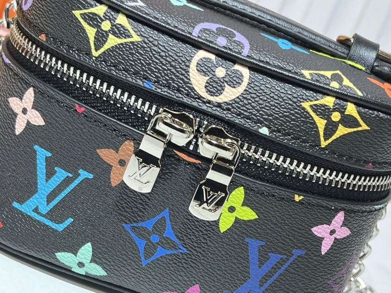 Louis Vuitton Cosmetic Bags FreshLook 80237
