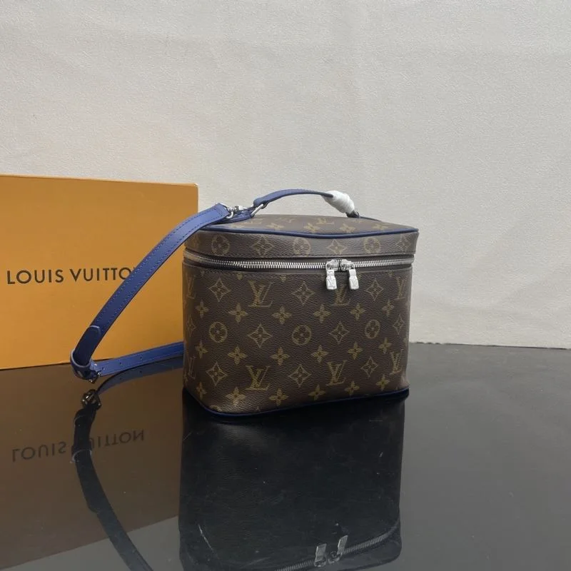 Casual Louis Vuitton Cosmetic Bags 41833