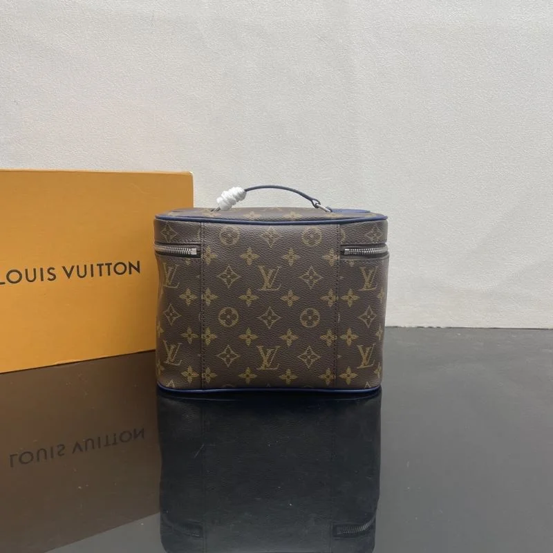 Casual Louis Vuitton Cosmetic Bags 41833