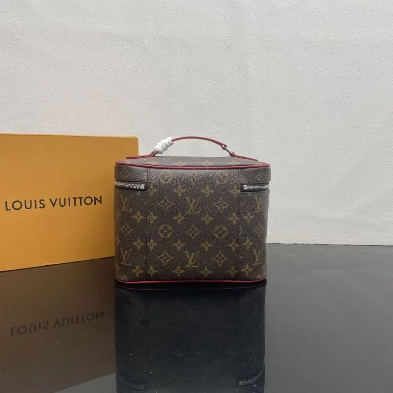 Classic Louis Vuitton Cosmetic Bags 41792
