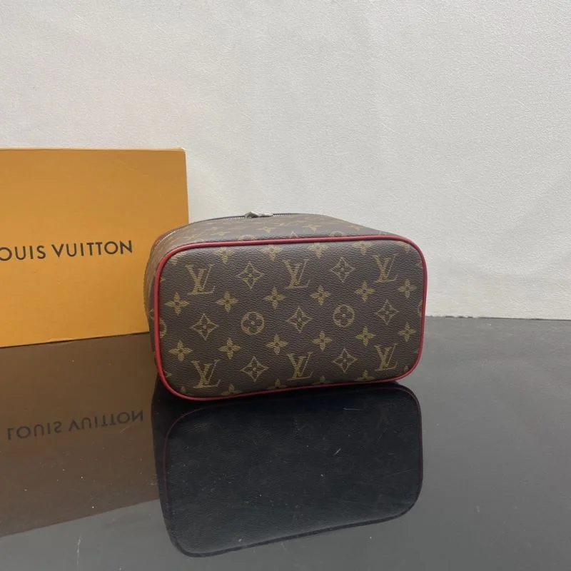 Classic Louis Vuitton Cosmetic Bags 41792